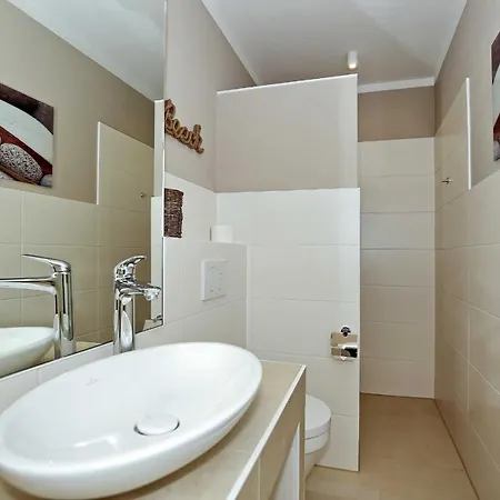 Haus Am Wald דירה *