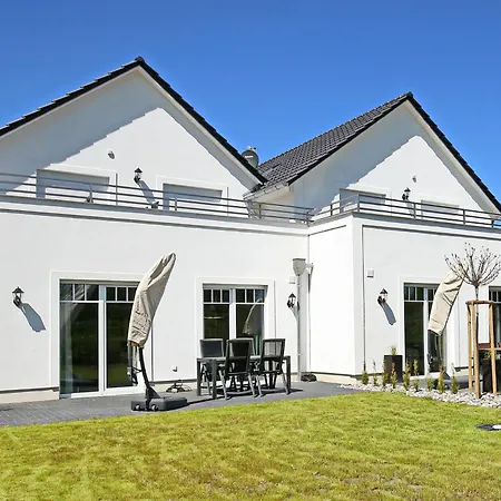 Haus Am Wald شقة